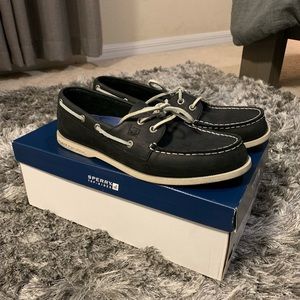 Black sperrys